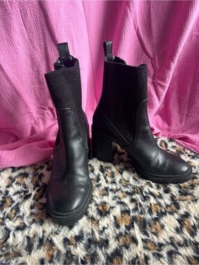 Steve Madden Chunky Heeled Black Ankle Boots